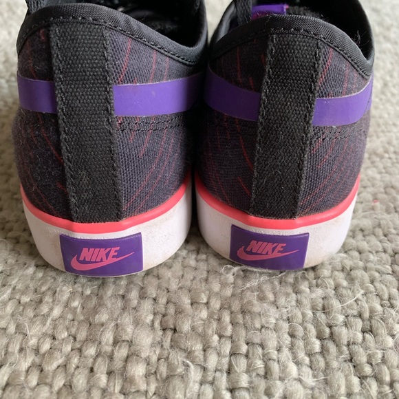 Nike sneakers - Picture 4 of 7